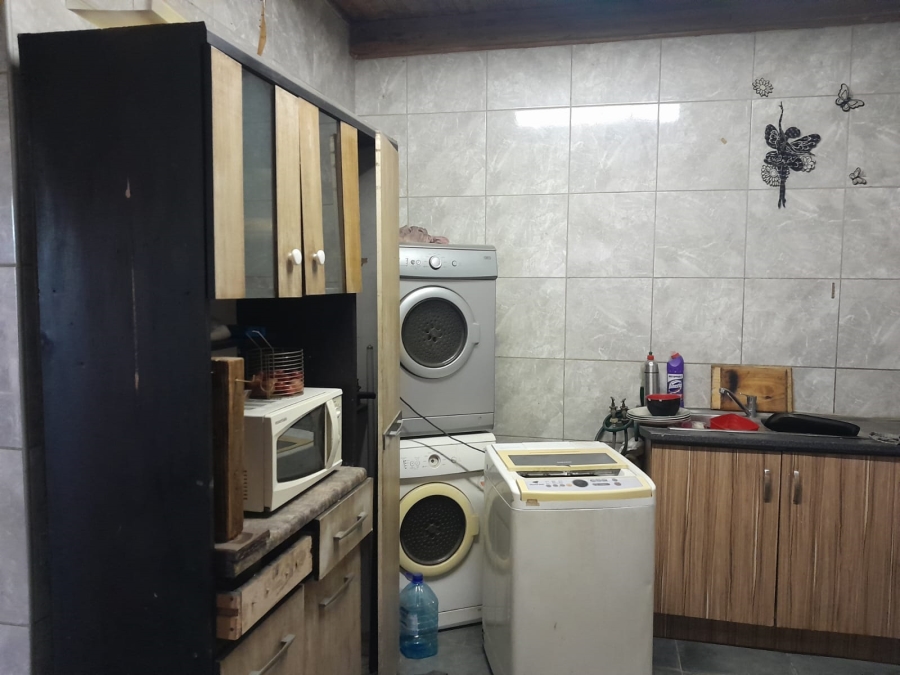 2 Bedroom Property for Sale in Oos Einde North West